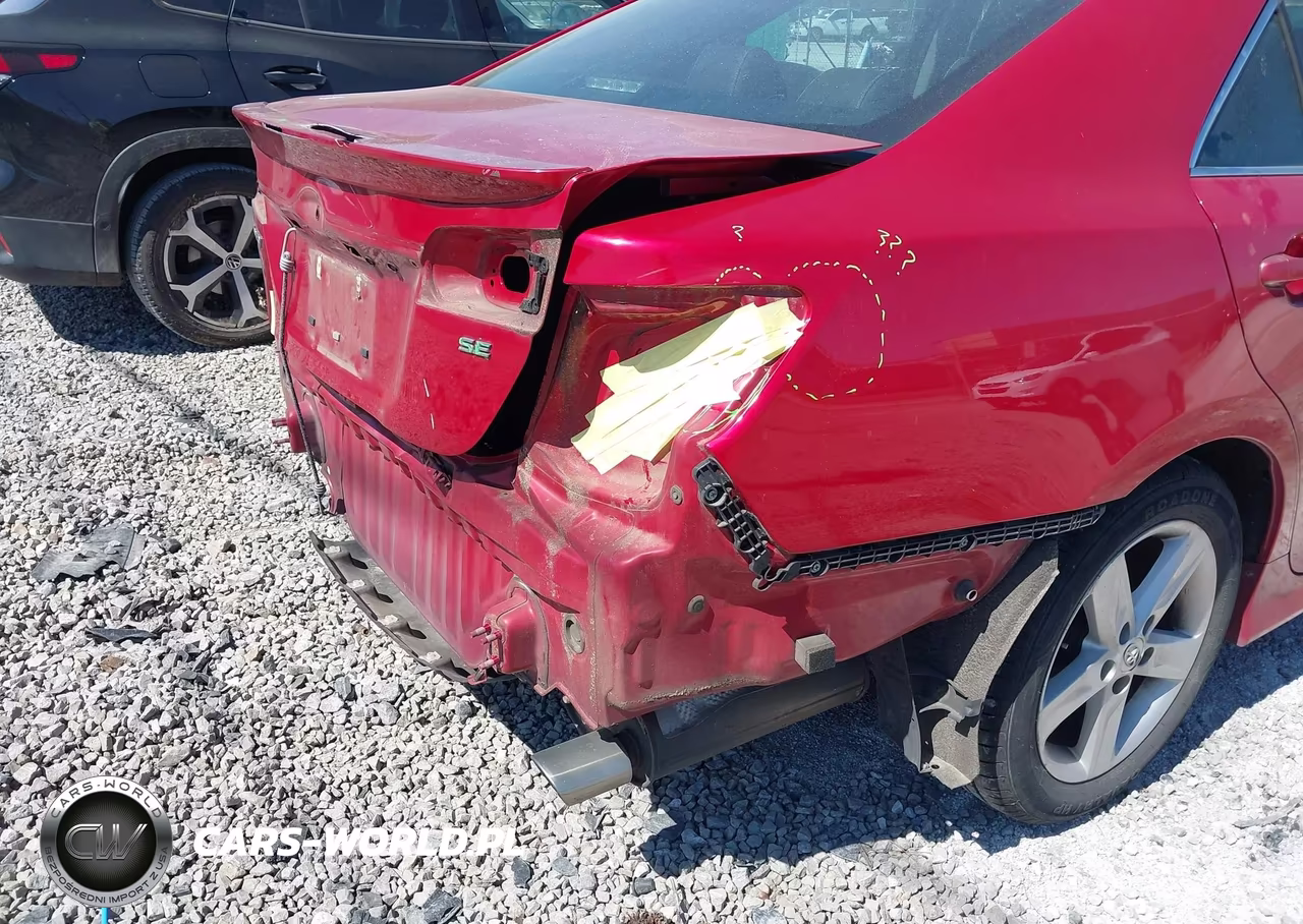 2014 Toyota Camry Se VIN:4T1BF1FK4EU855365 - 18