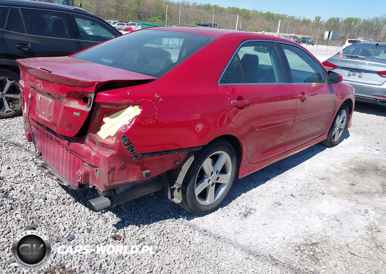 2014 Toyota Camry Se VIN:4T1BF1FK4EU855365 - 4