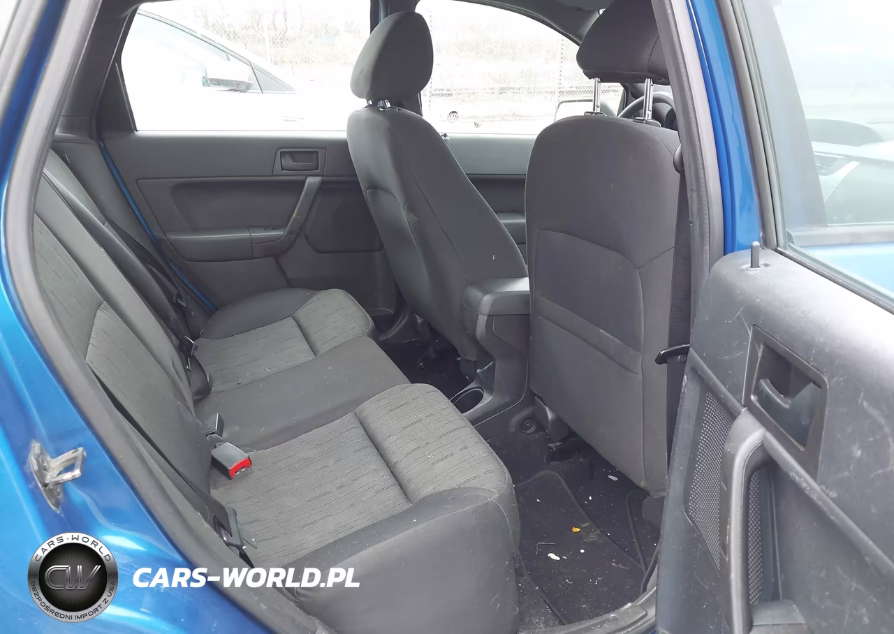 2011 Ford Focus Se VIN:1FAHP3FN2BW144643 - 8