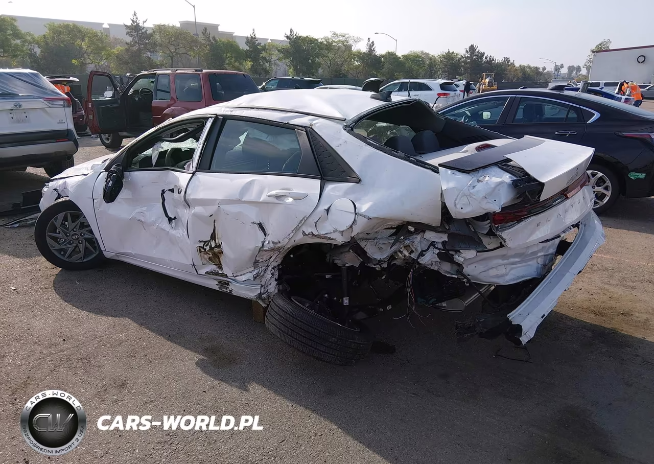 2025 Hyundai Elantra Hybrid Blue VIN:KMHLM4DJ0SU150435 - 3