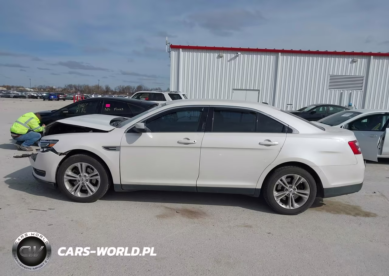 2015 Ford Taurus Sel VIN:1FAHP2H88FG183433 - 15