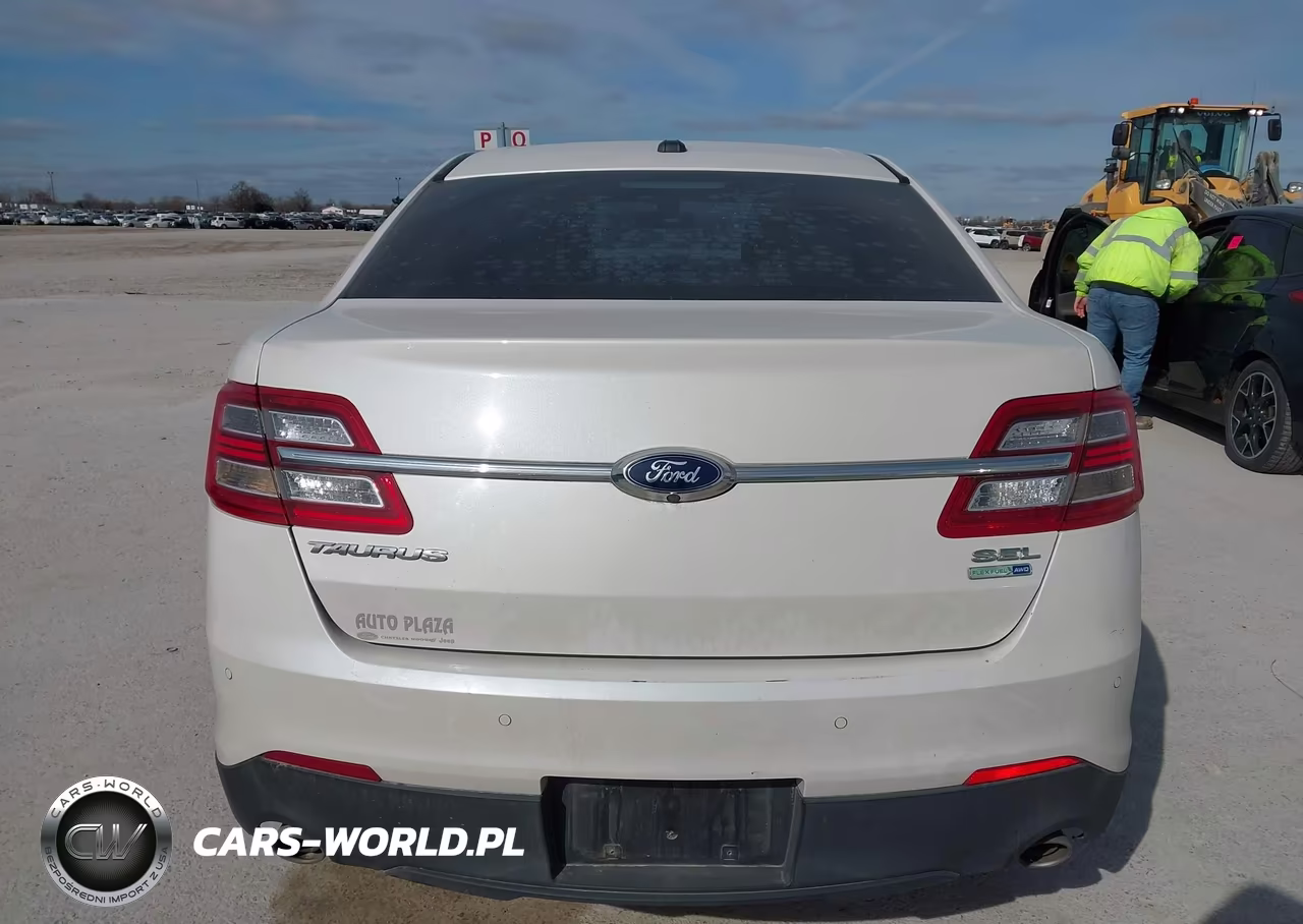 2015 Ford Taurus Sel VIN:1FAHP2H88FG183433 - 17