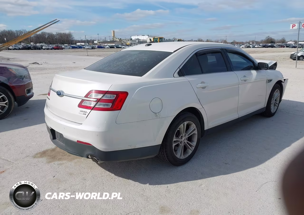 2015 Ford Taurus Sel VIN:1FAHP2H88FG183433 - 4
