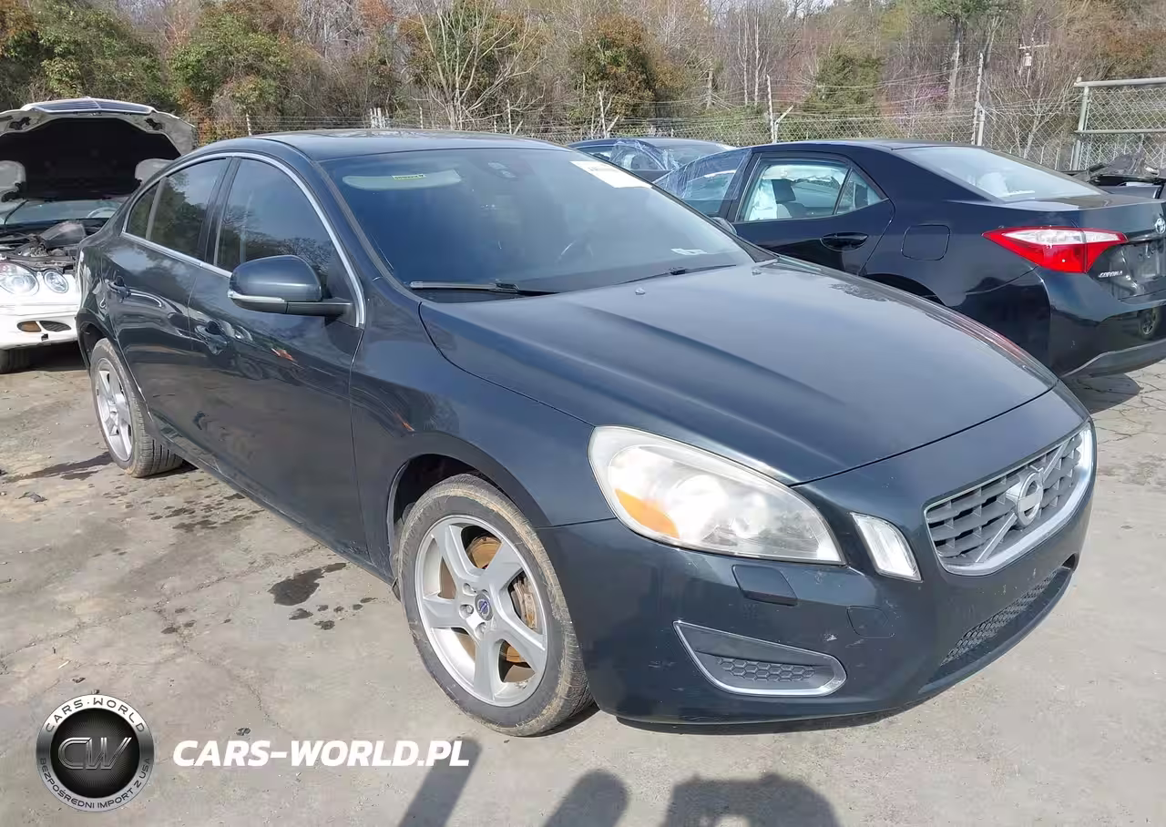 2013 Volvo S60 T5-T5 Platinum-T5 Premier-T5 Premier Plus