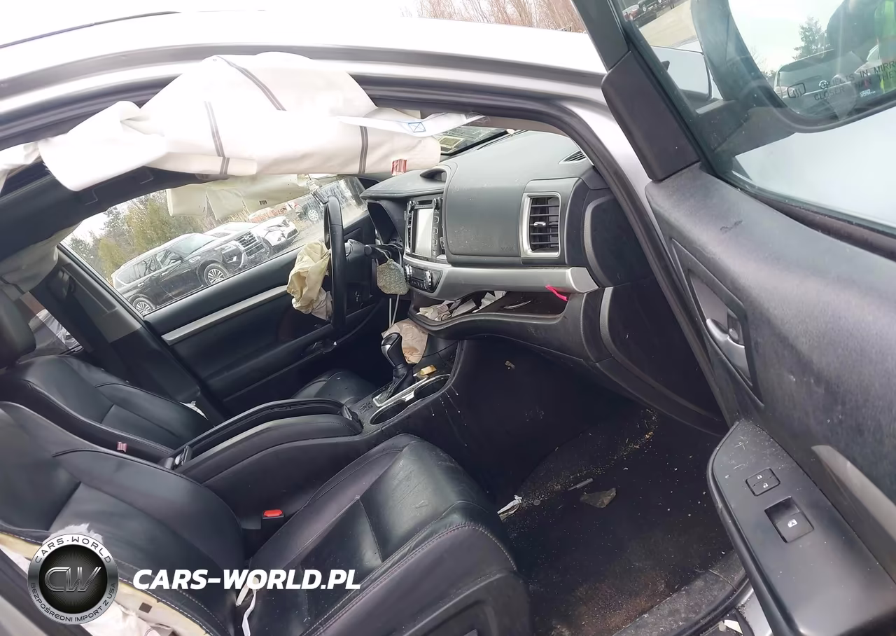 2019 Toyota Highlander Xle VIN:5TDJZRFH4KS590151 - 5