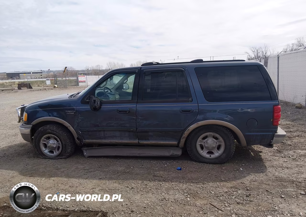 2002 Ford Expedition Eddie Bauer VIN:1FMPU18L82LA58023 - 14