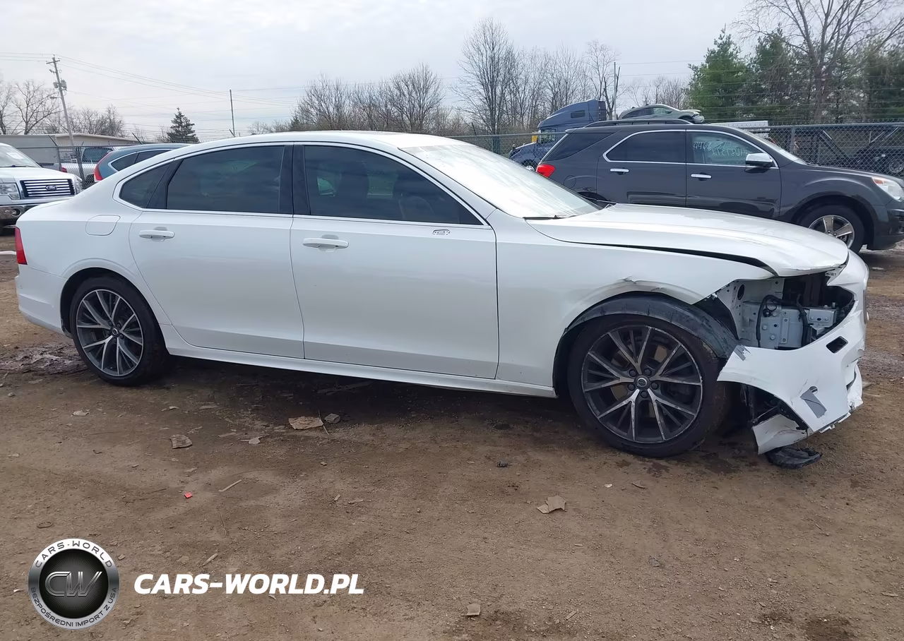 2019 Volvo S90 T6 Momentum VIN:LVYA22MK6KP082793 - 14