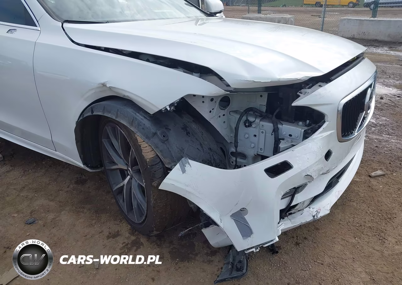 2019 Volvo S90 T6 Momentum VIN:LVYA22MK6KP082793 - 6