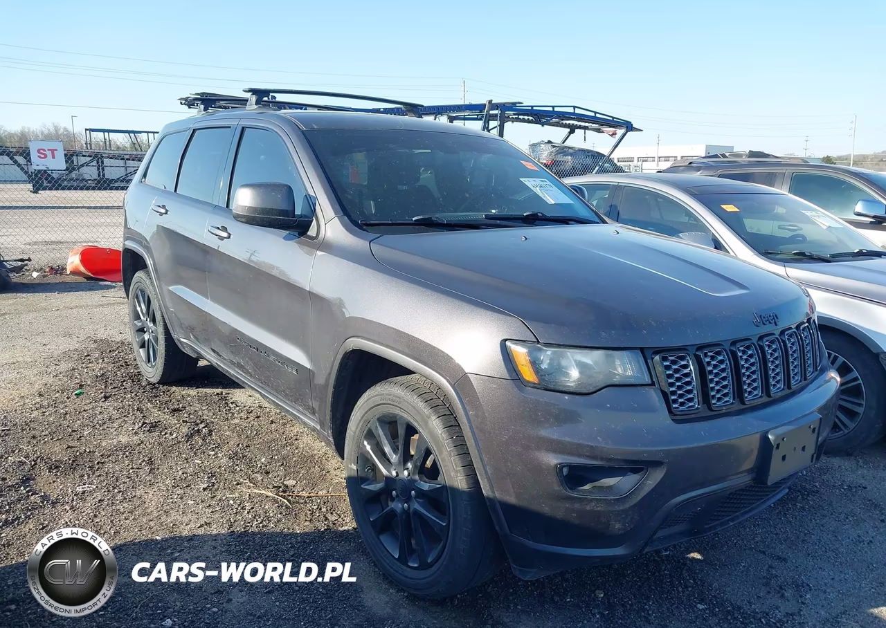 2019 Jeep Grand Cherokee Altitude 4X4 VIN:1C4RJFAG4KC659865 - 13