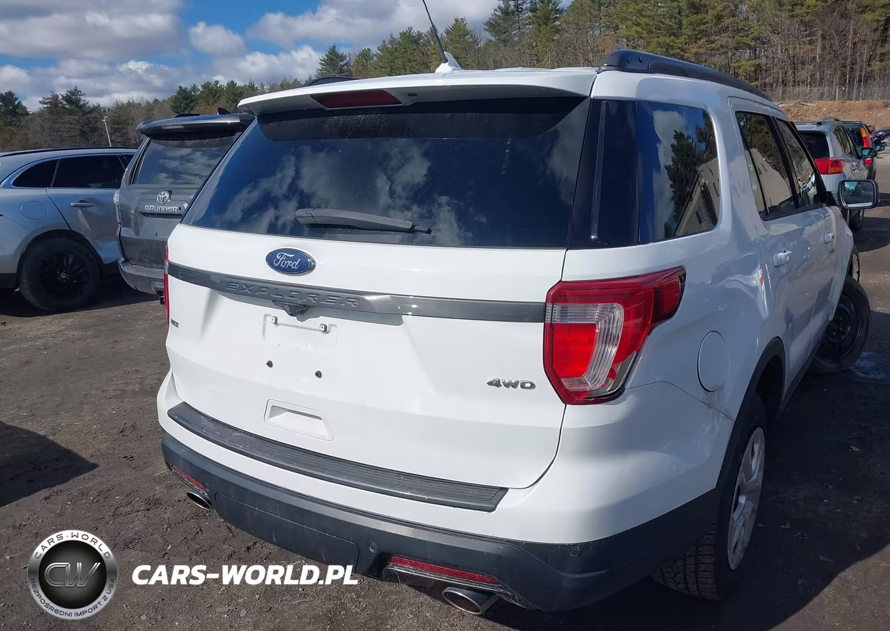 2018 Ford Explorer Xlt VIN:1FM5K8D81JGC50219 - 16