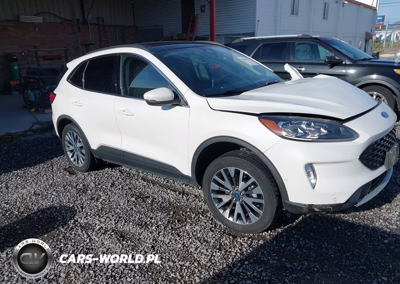 2020 Ford Escape Titanium