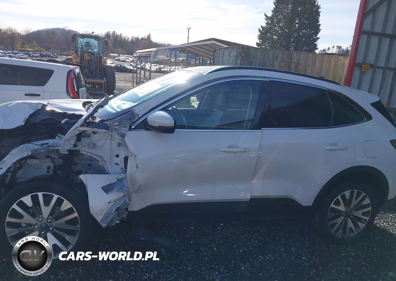 2020 Ford Escape Titanium VIN:1FMCU9J91LUC27466 - 14