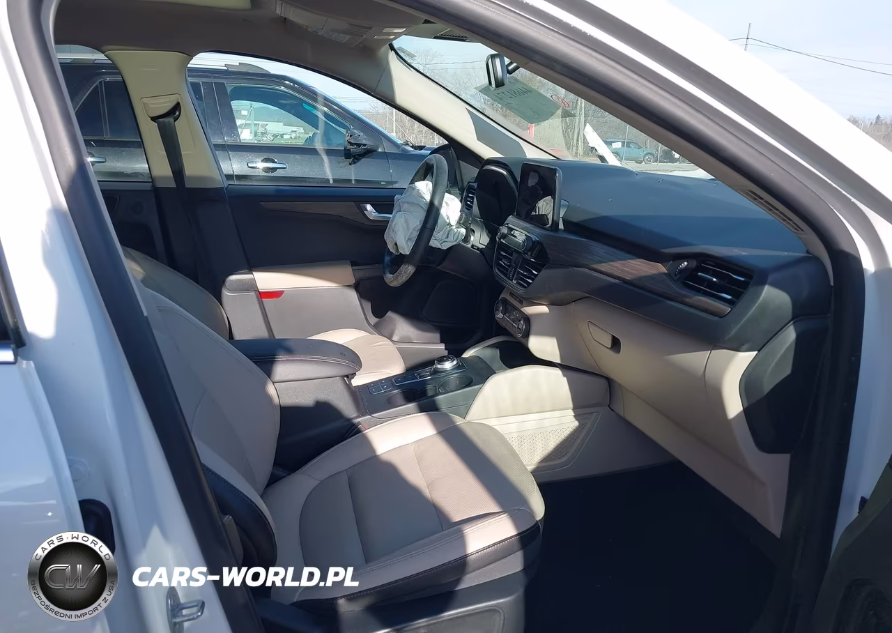 2020 Ford Escape Titanium VIN:1FMCU9J91LUC27466 - 5