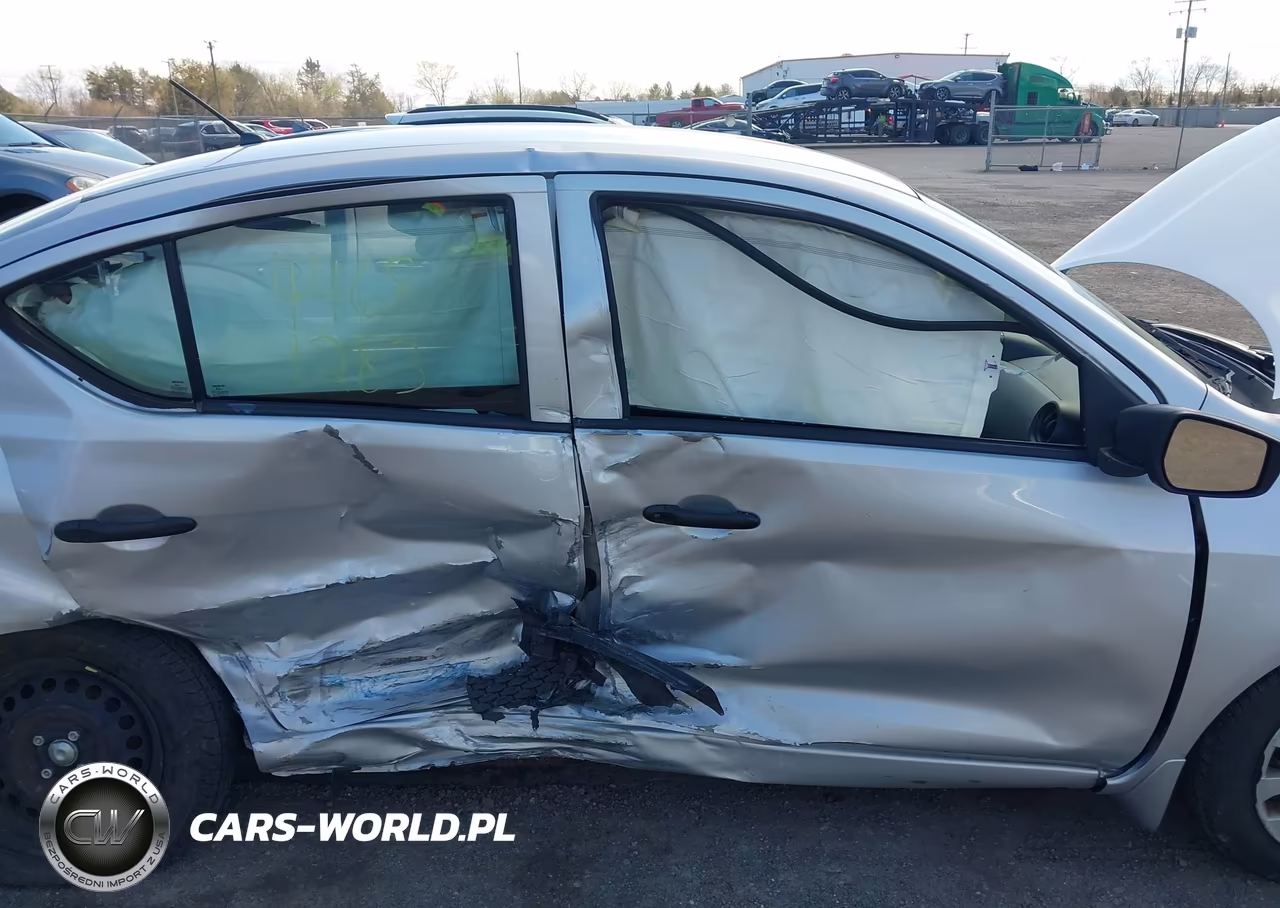 2017 Nissan Versa 1.6 S+ VIN:3N1CN7APXHL834619 - 17