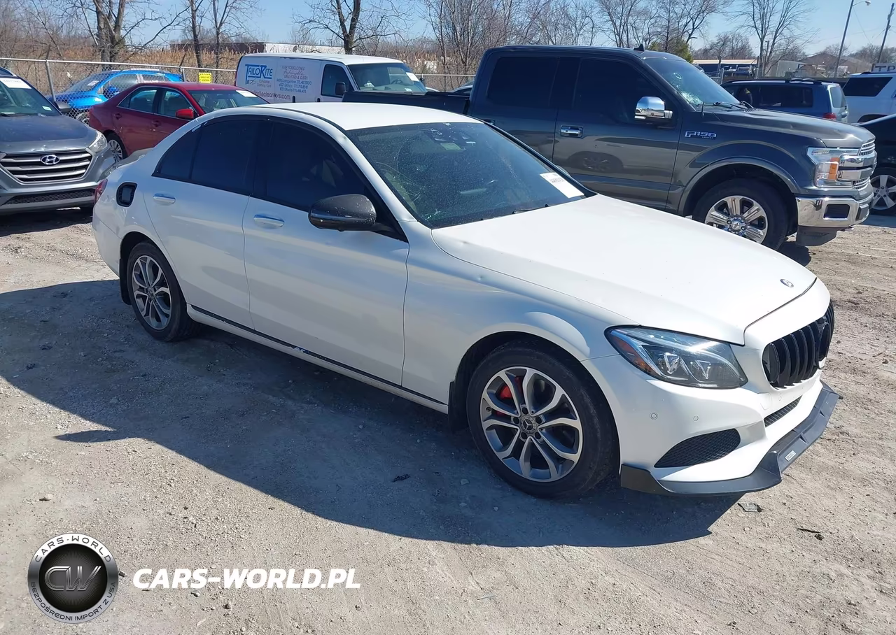 2017 Mercedes-Benz C 300 4Matic – zdjęcie 1 z 18
