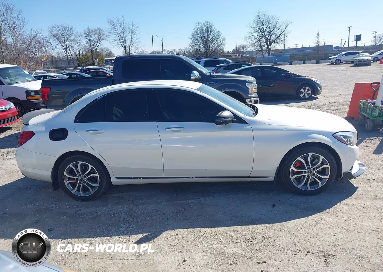 2017 Mercedes-Benz C 300 4Matic VIN:55SWF4KB8HU210985 - 14