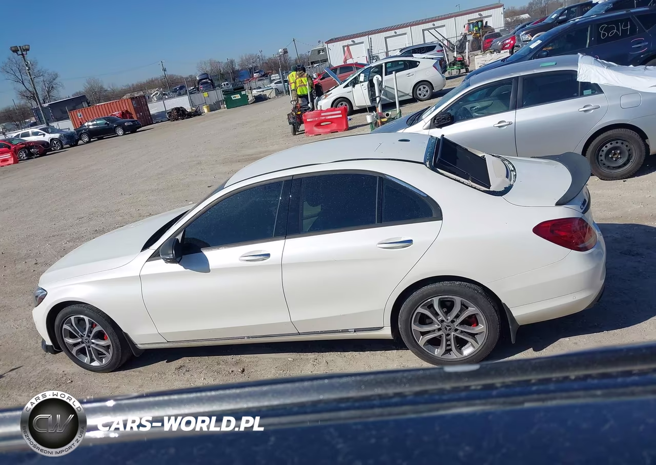 2017 Mercedes-Benz C 300 4Matic VIN:55SWF4KB8HU210985 - 15