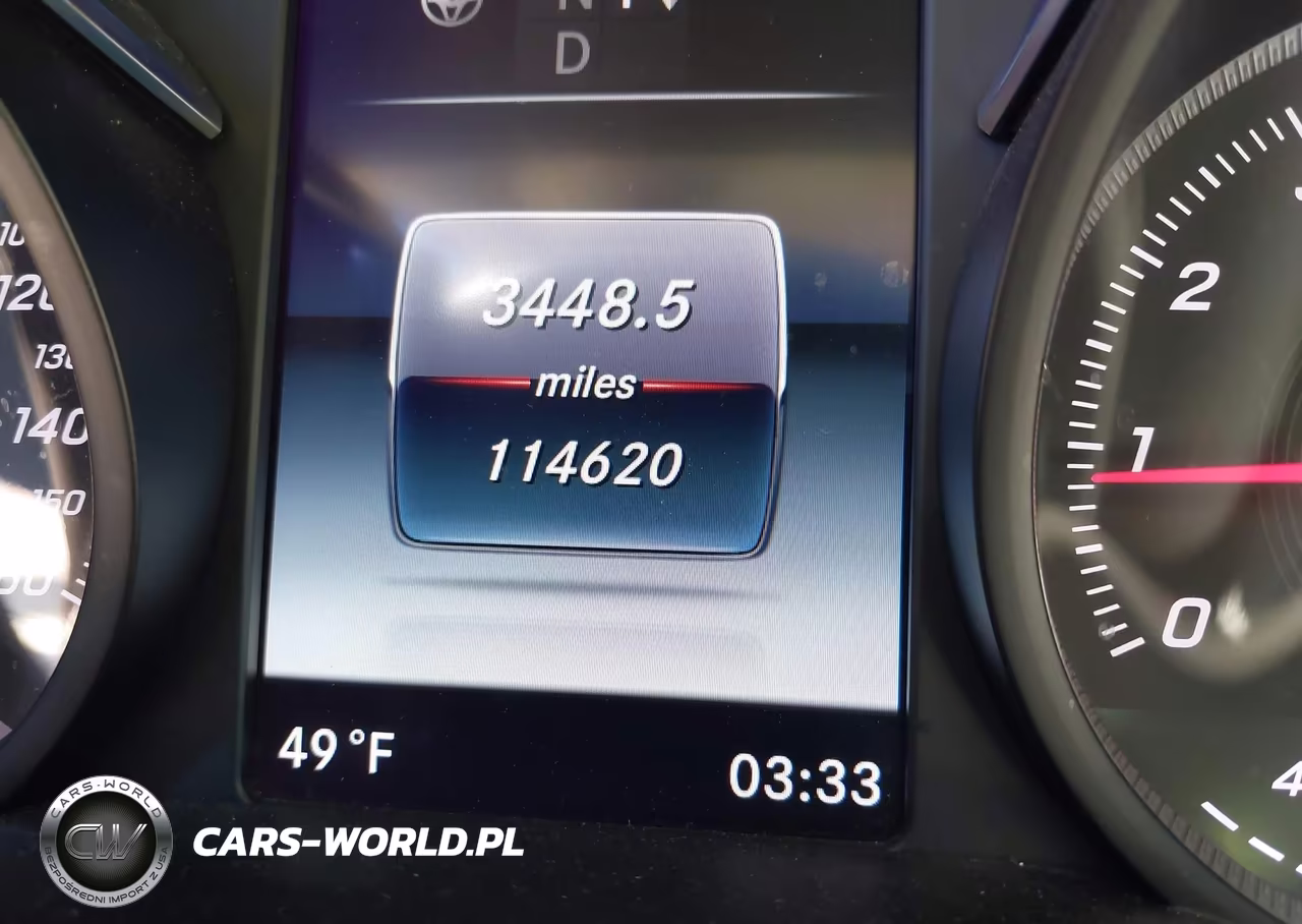 2017 Mercedes-Benz C 300 4Matic VIN:55SWF4KB8HU210985 - 16