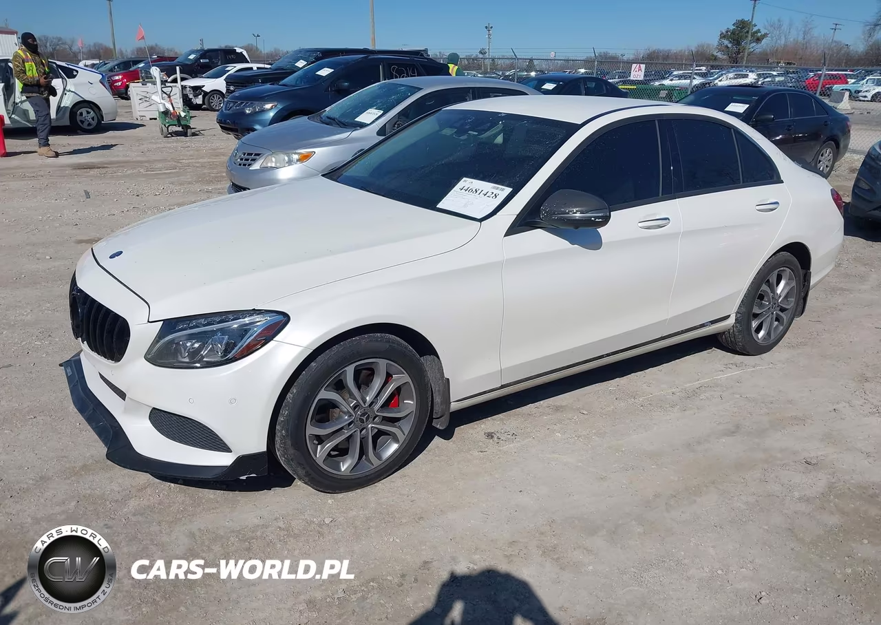 2017 Mercedes-Benz C 300 4Matic VIN:55SWF4KB8HU210985 - 2