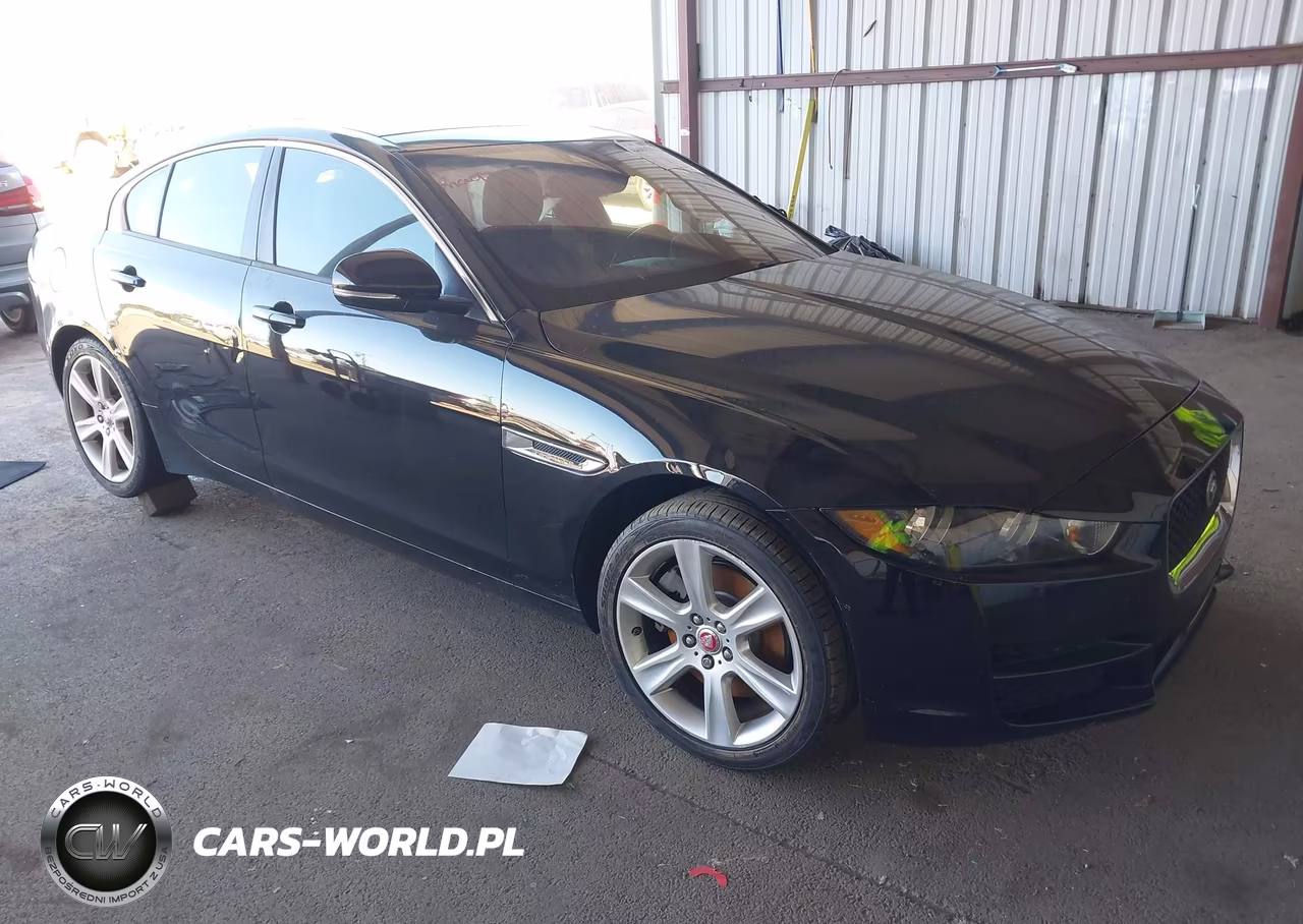 2017 Jaguar Xe 25T Premium
