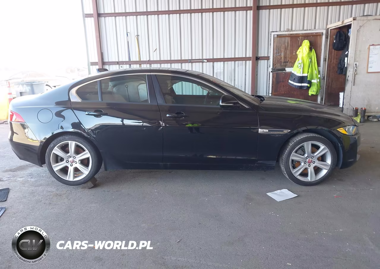 2017 Jaguar Xe 25T Premium VIN:SAJAD4BG6HA950235 - 13