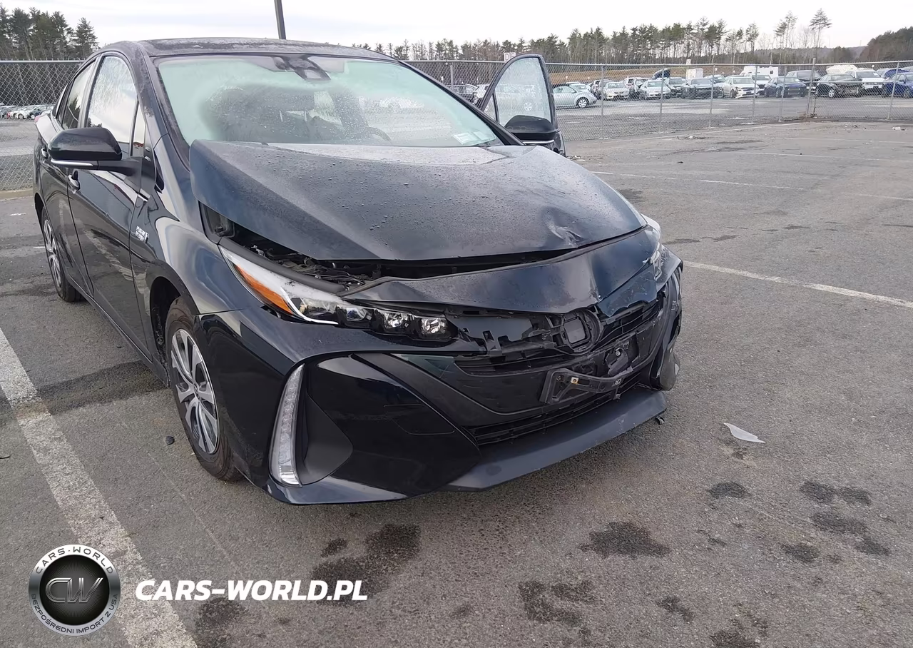 2021 Toyota Prius Prime Le VIN:JTDKAMFP5M3181702 - 6