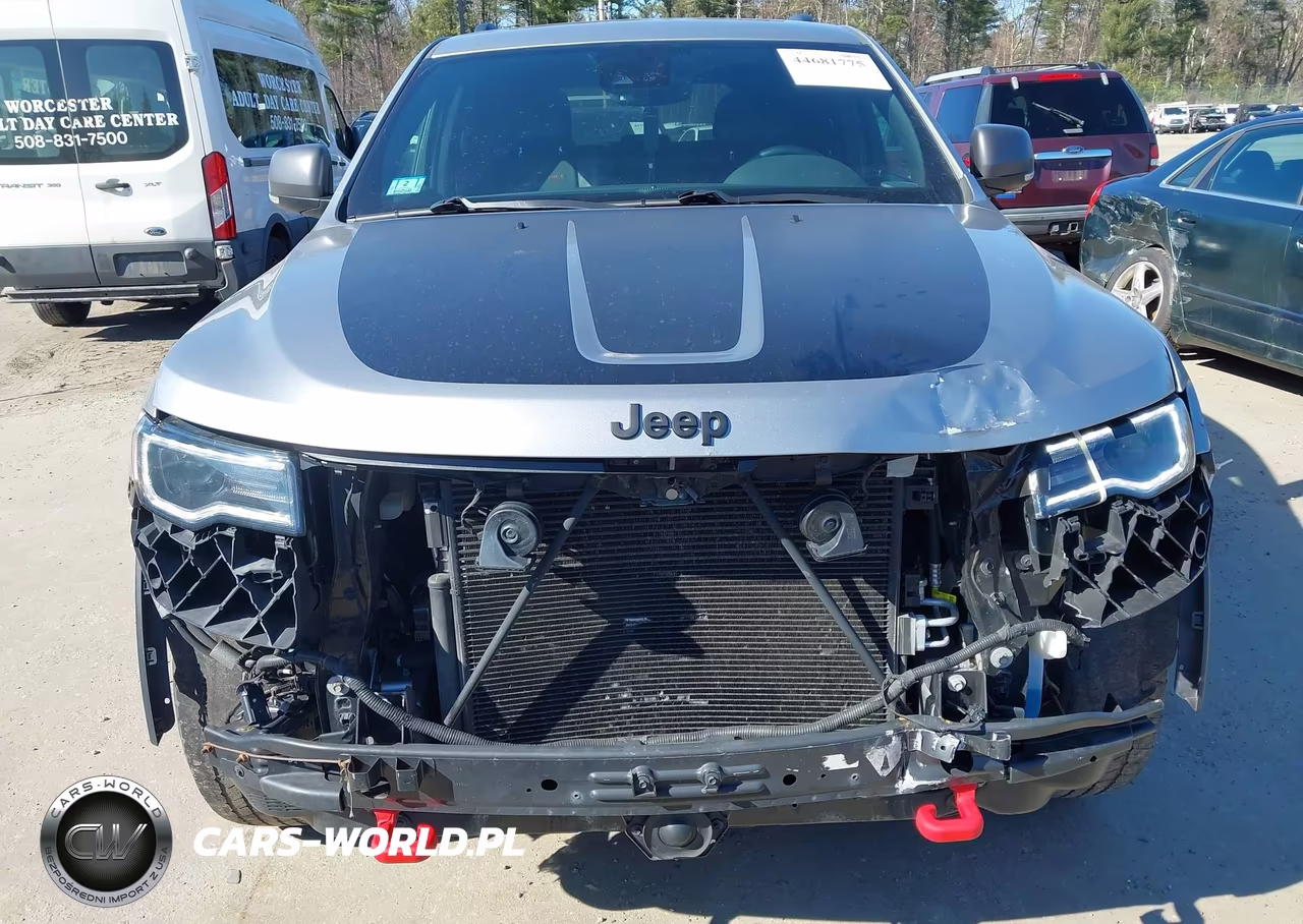 2017 Jeep Grand Cherokee Trailhawk 4X4 VIN:1C4RJFLG8HC633646 - 6