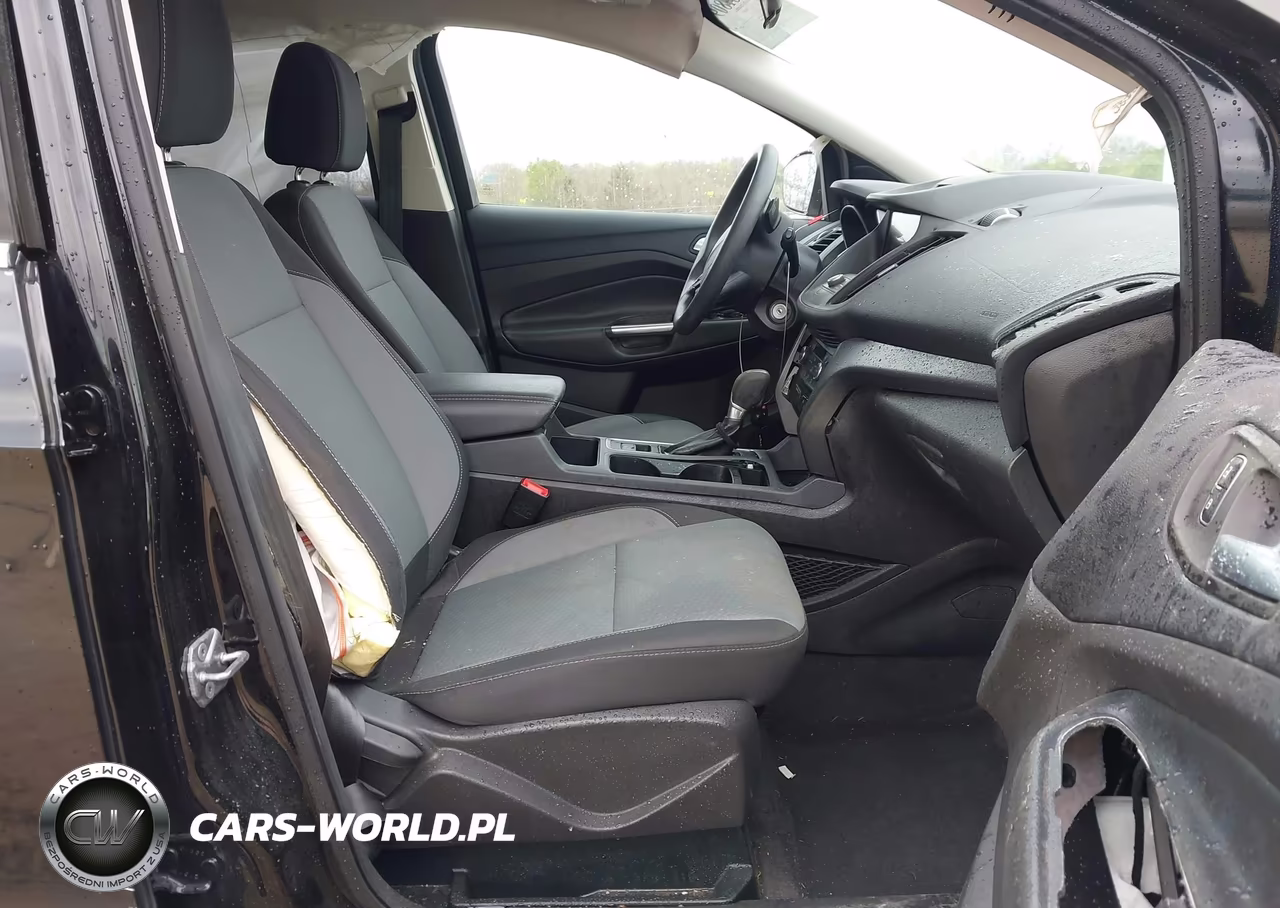2017 Ford Escape Se VIN:1FMCU9GD1HUF00697 - 5