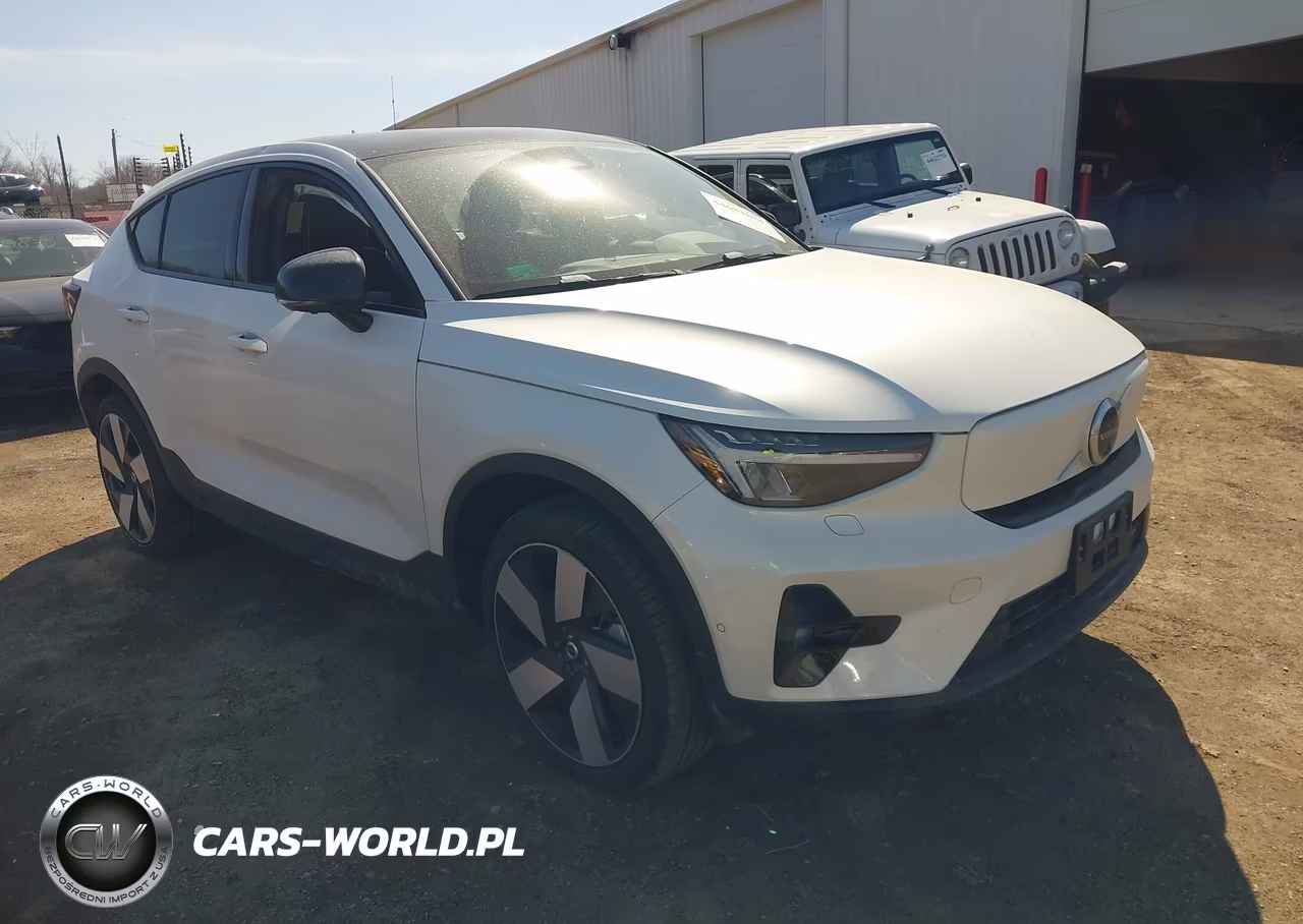2023 Volvo C40 Recharge Pure Electric Twin Plus