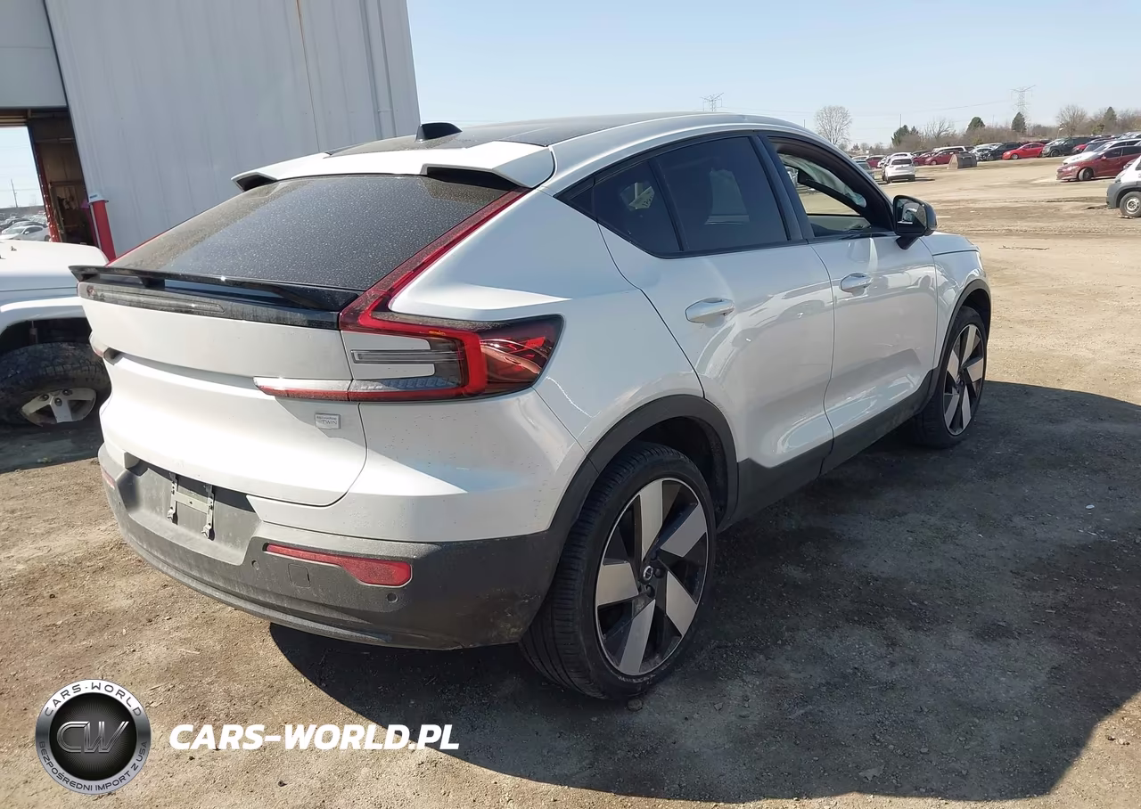 2023 Volvo C40 Recharge Pure Electric Twin Plus VIN:YV4ED3GL4P2064288 - 4