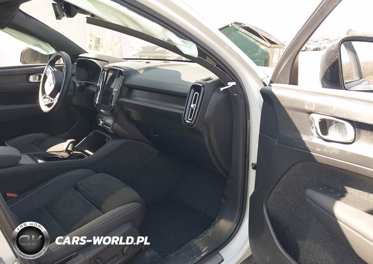 2023 Volvo C40 Recharge Pure Electric Twin Plus VIN:YV4ED3GL4P2064288 - 5