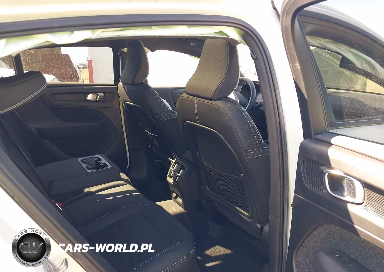 2023 Volvo C40 Recharge Pure Electric Twin Plus VIN:YV4ED3GL4P2064288 - 8