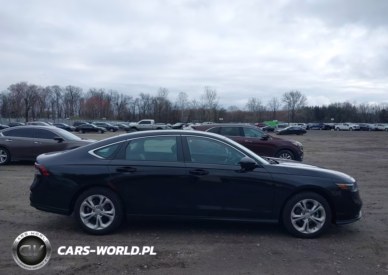 2025 Honda Accord Lx VIN:1HGCY1F23SA075228 - 13