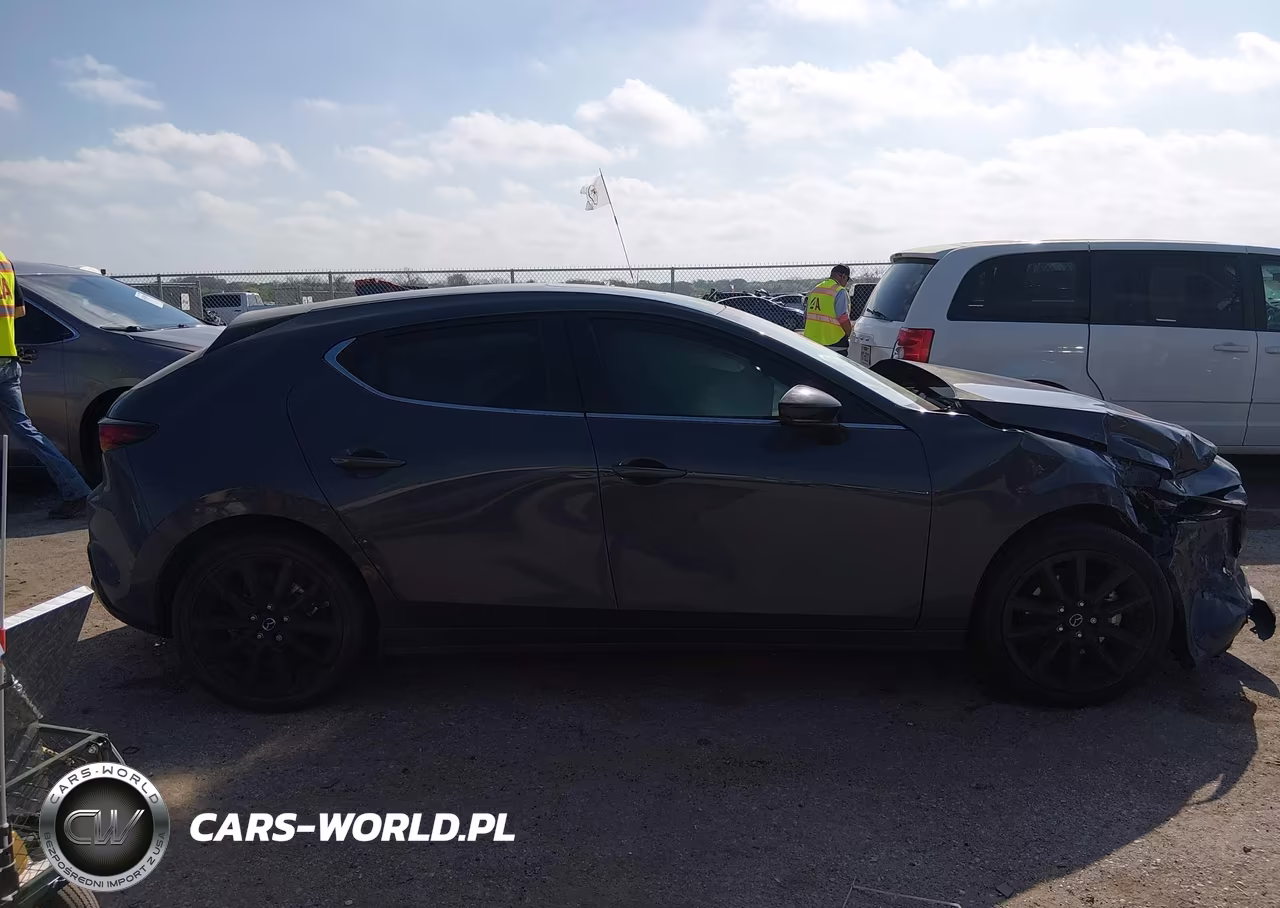 2023 Mazda Mazda3 2.5 S Carbon Edition VIN:JM1BPBLM6P1619074 - 13