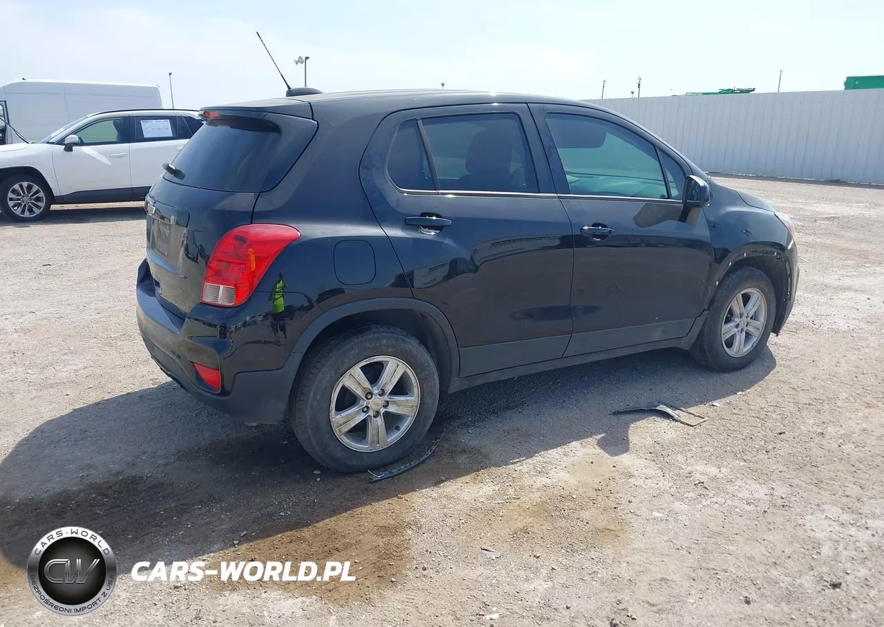 2020 Chevrolet Trax Fwd Ls VIN:KL7CJKSBXLB085908 - 4