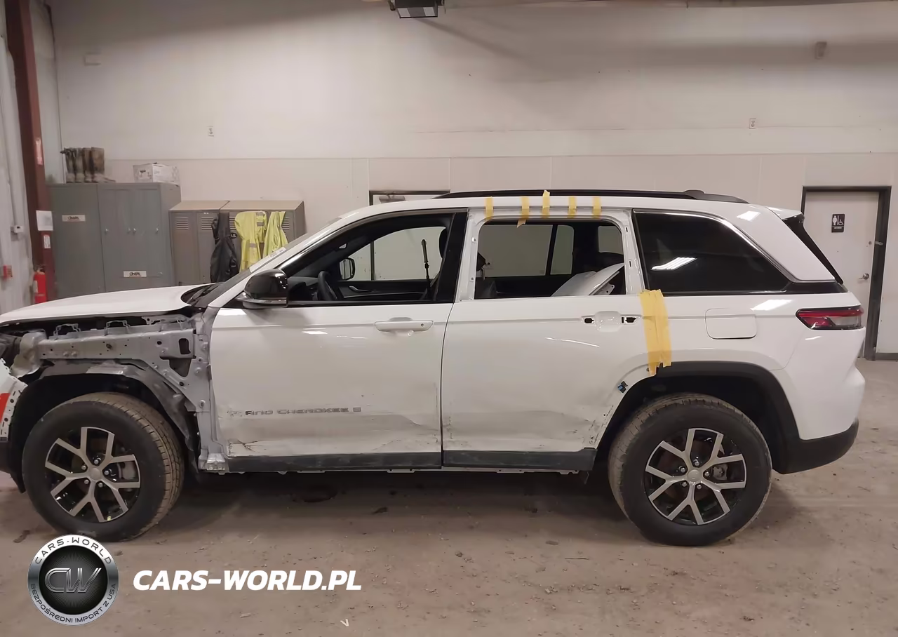 2024 Jeep Grand Cherokee Limited 4X4 VIN:1C4RJHBG9RC178451 - 14