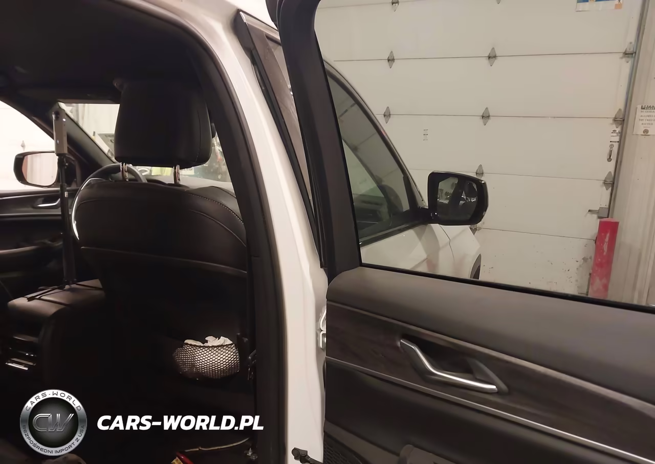 2024 Jeep Grand Cherokee Limited 4X4 VIN:1C4RJHBG9RC178451 - 8
