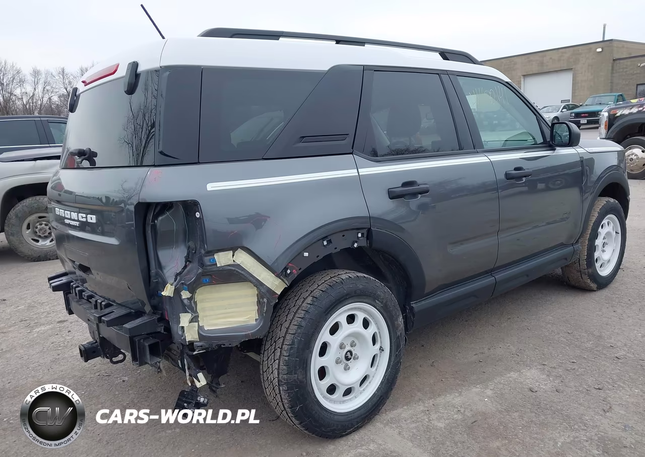 2024 Ford Bronco Sport Heritage VIN:3FMCR9G66RRF00996 - 4