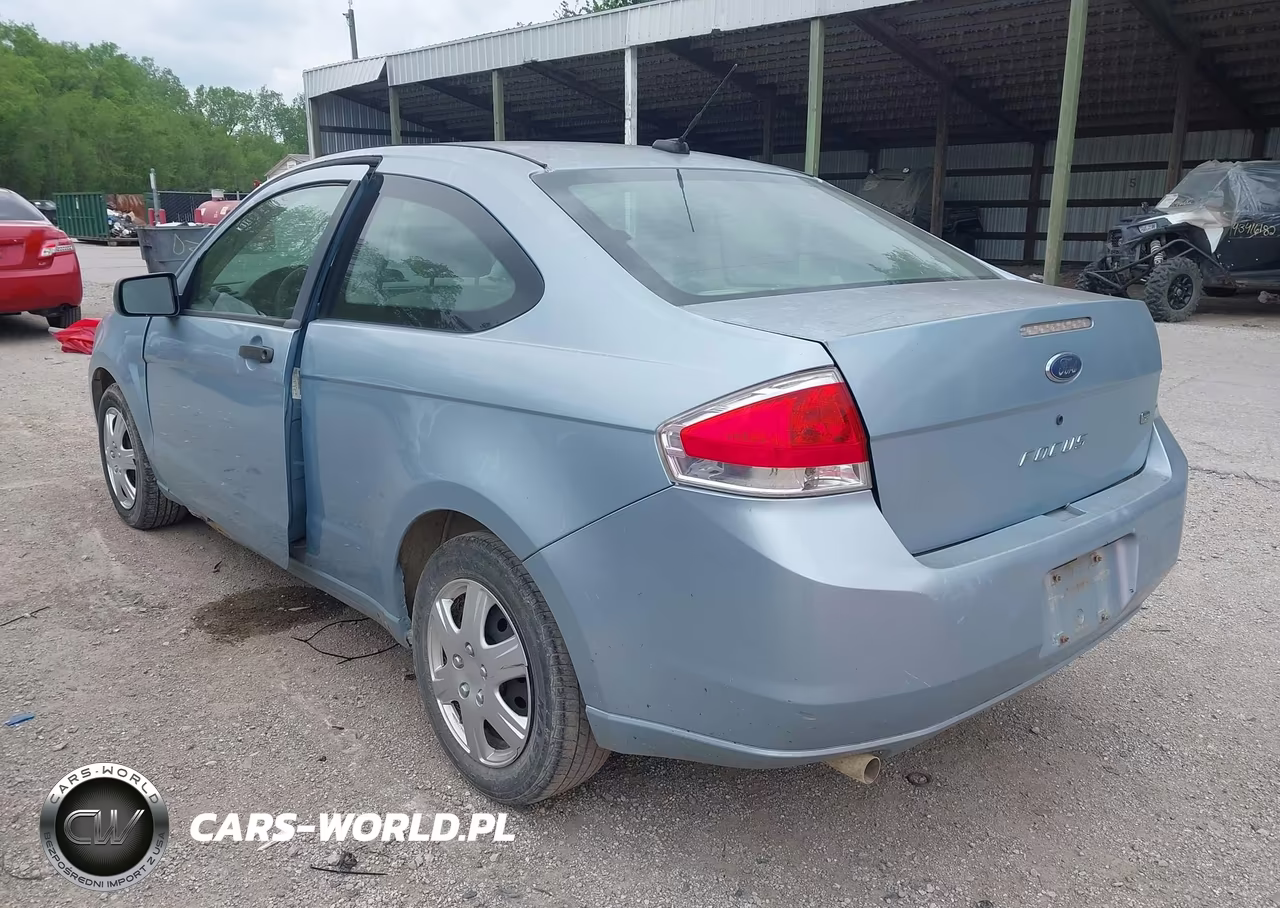 2008 Ford Focus S VIN:1FAHP32N98W125859 - 3