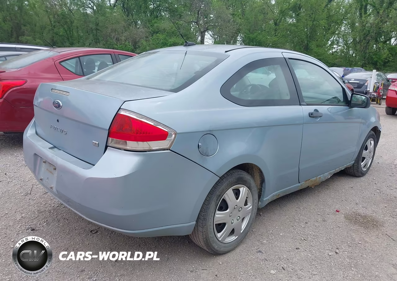 2008 Ford Focus S VIN:1FAHP32N98W125859 - 4