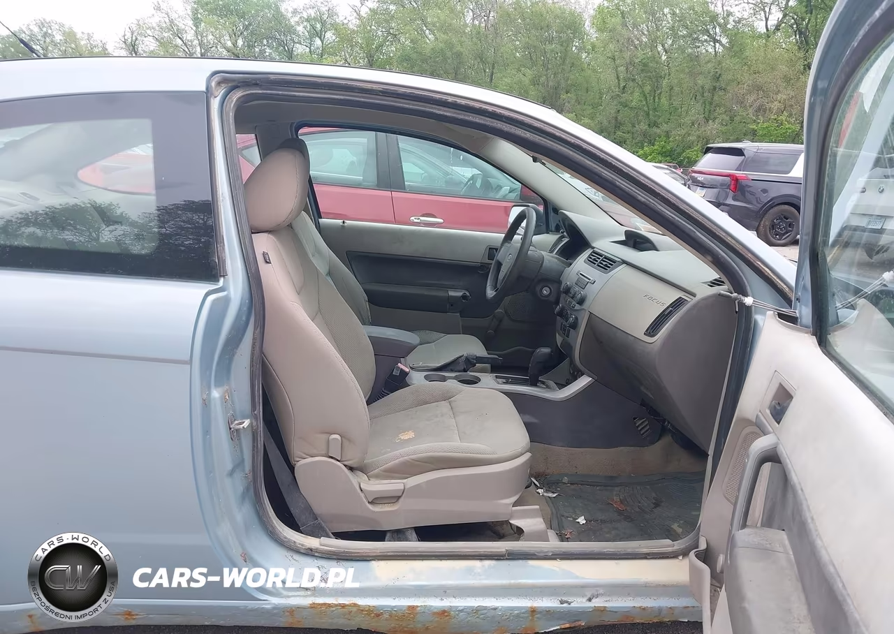 2008 Ford Focus S VIN:1FAHP32N98W125859 - 5
