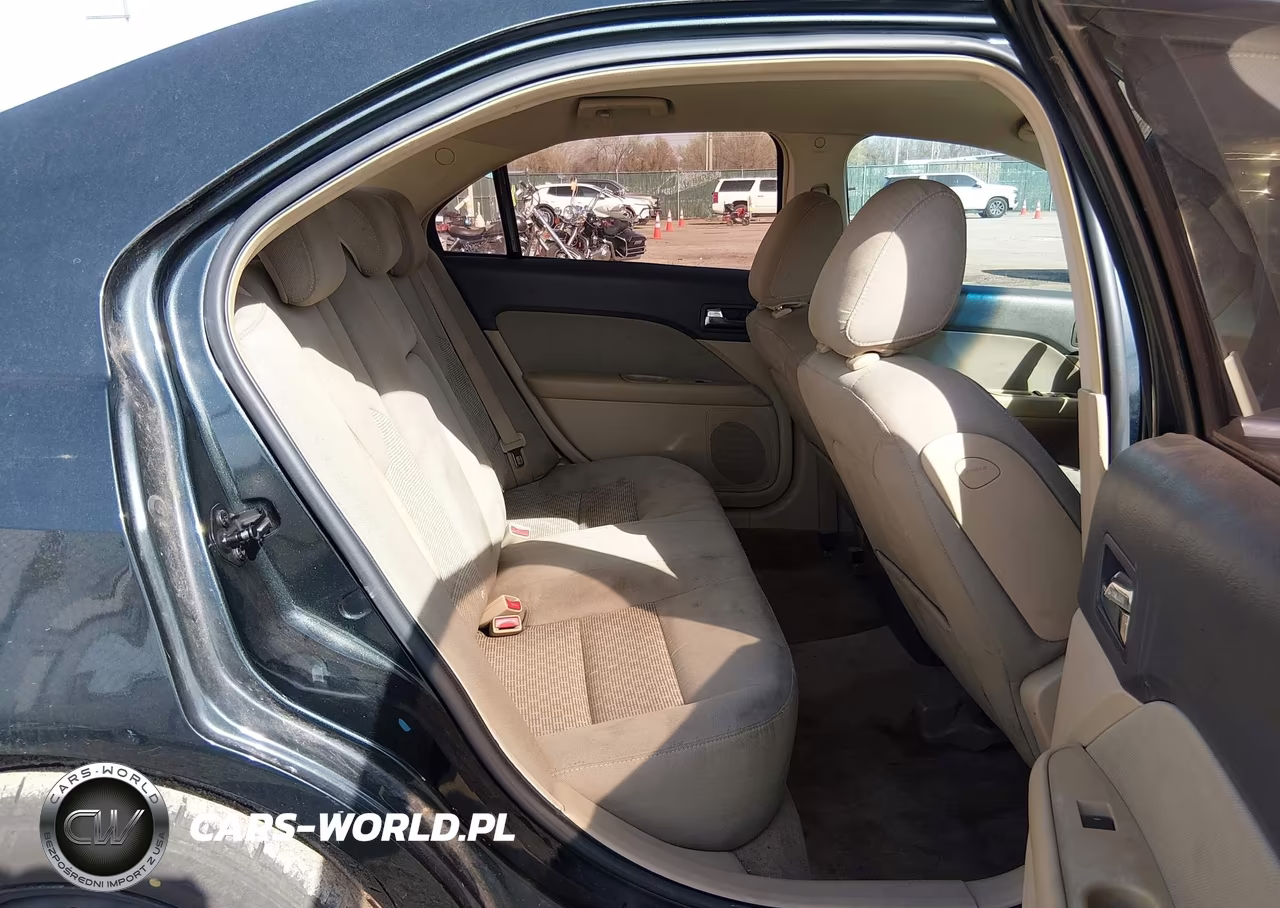2010 Ford Fusion Se VIN:3FAHP0HGXAR333703 - 8
