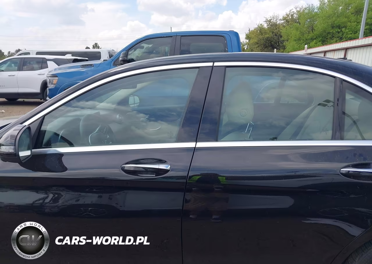 2021 Mercedes-Benz C 300 Sedan VIN:W1KWF8DB2MR612114 - 15
