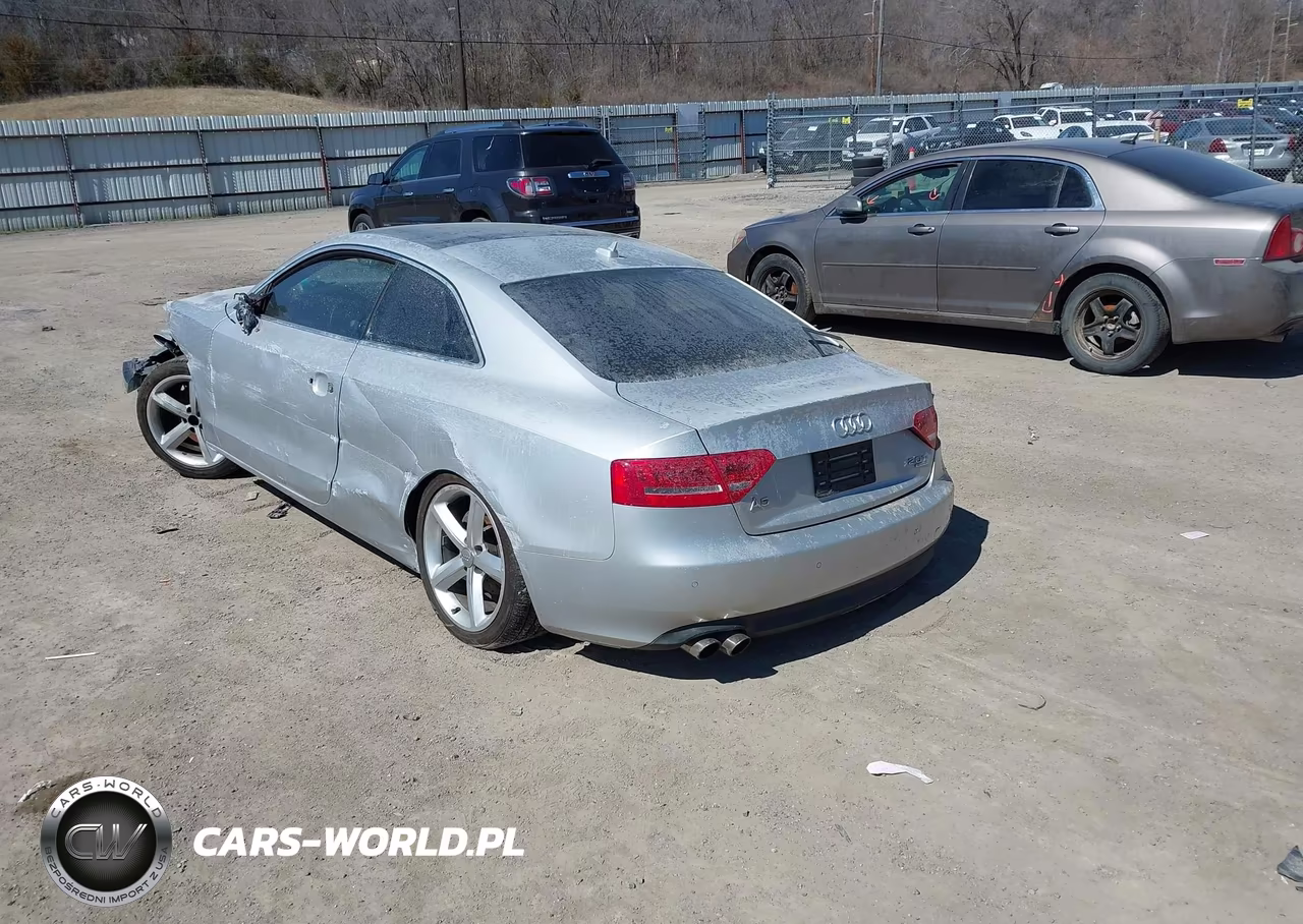 2010 Audi A5 2.0T Premium VIN:WAULFAFRXAA002659 - 3