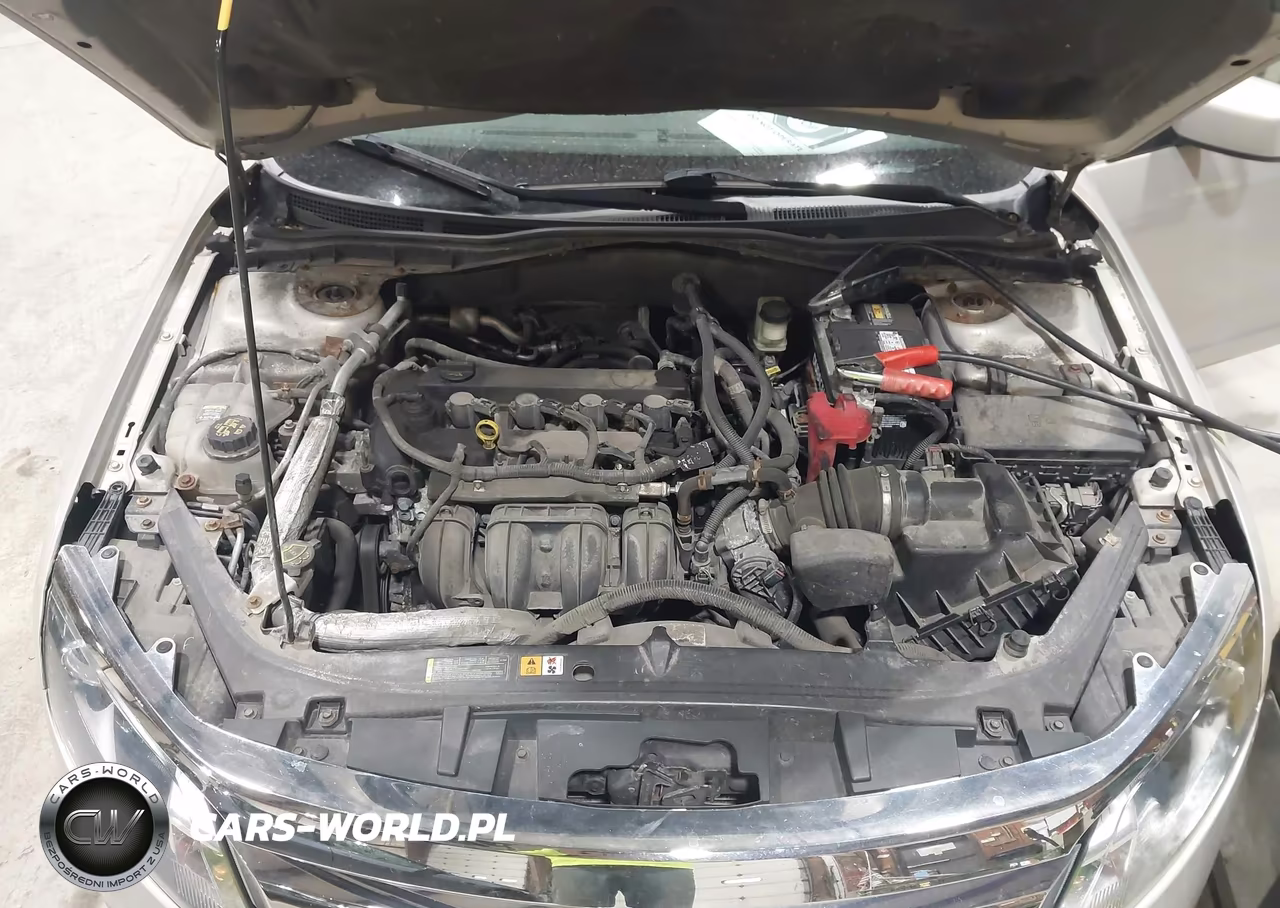 2010 Ford Fusion Se VIN:3FAHP0HA7AR420826 - 10