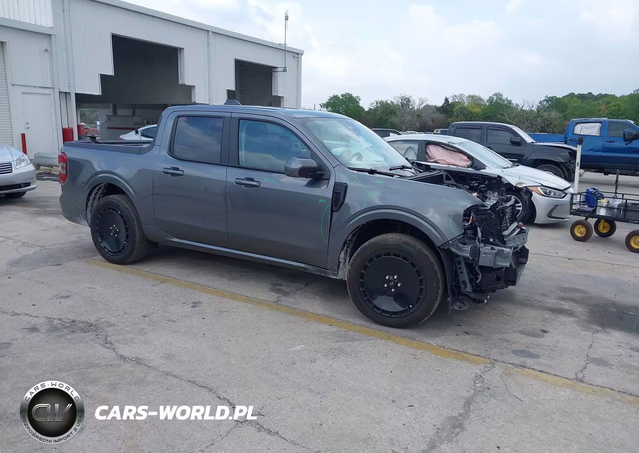 2025 Ford Maverick Lobo Standard