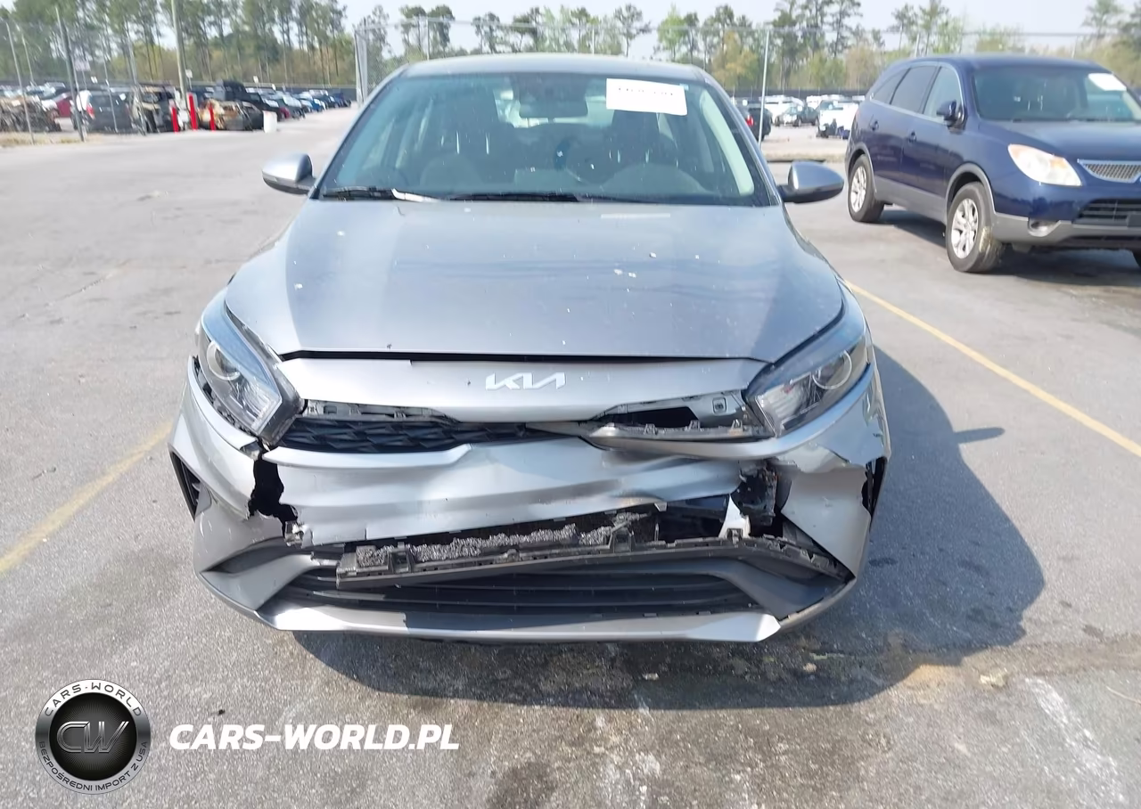 2023 Kia Forte Lxs VIN:3KPF24ADXPE633538 - 12