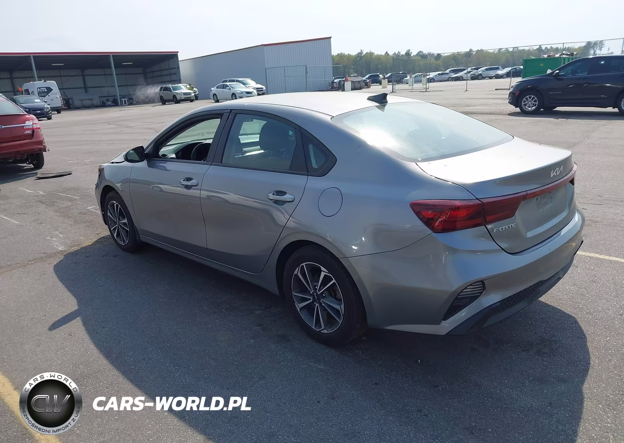 2023 Kia Forte Lxs VIN:3KPF24ADXPE633538 - 3