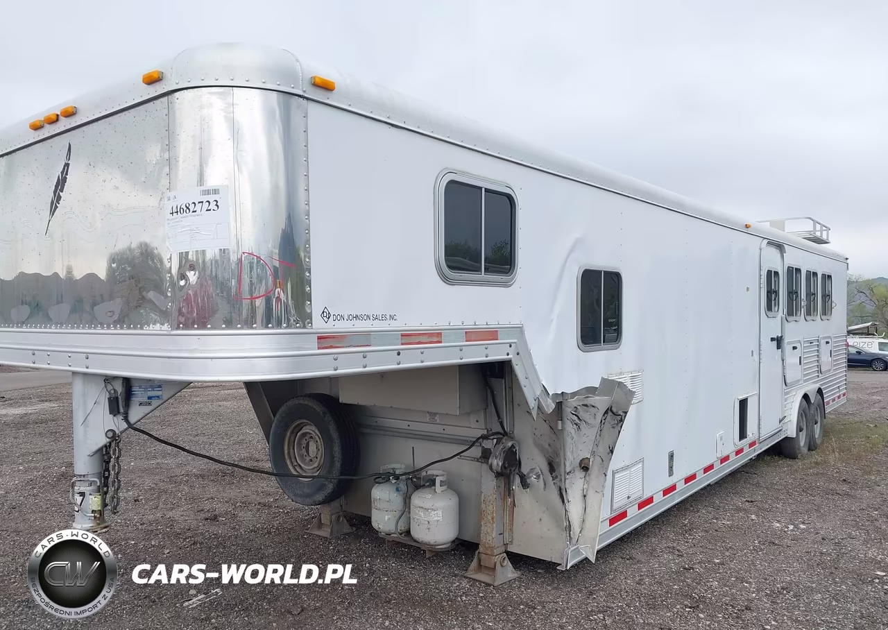 2005 Featherlite Unknown VIN:4FGB131225C083440 - 6