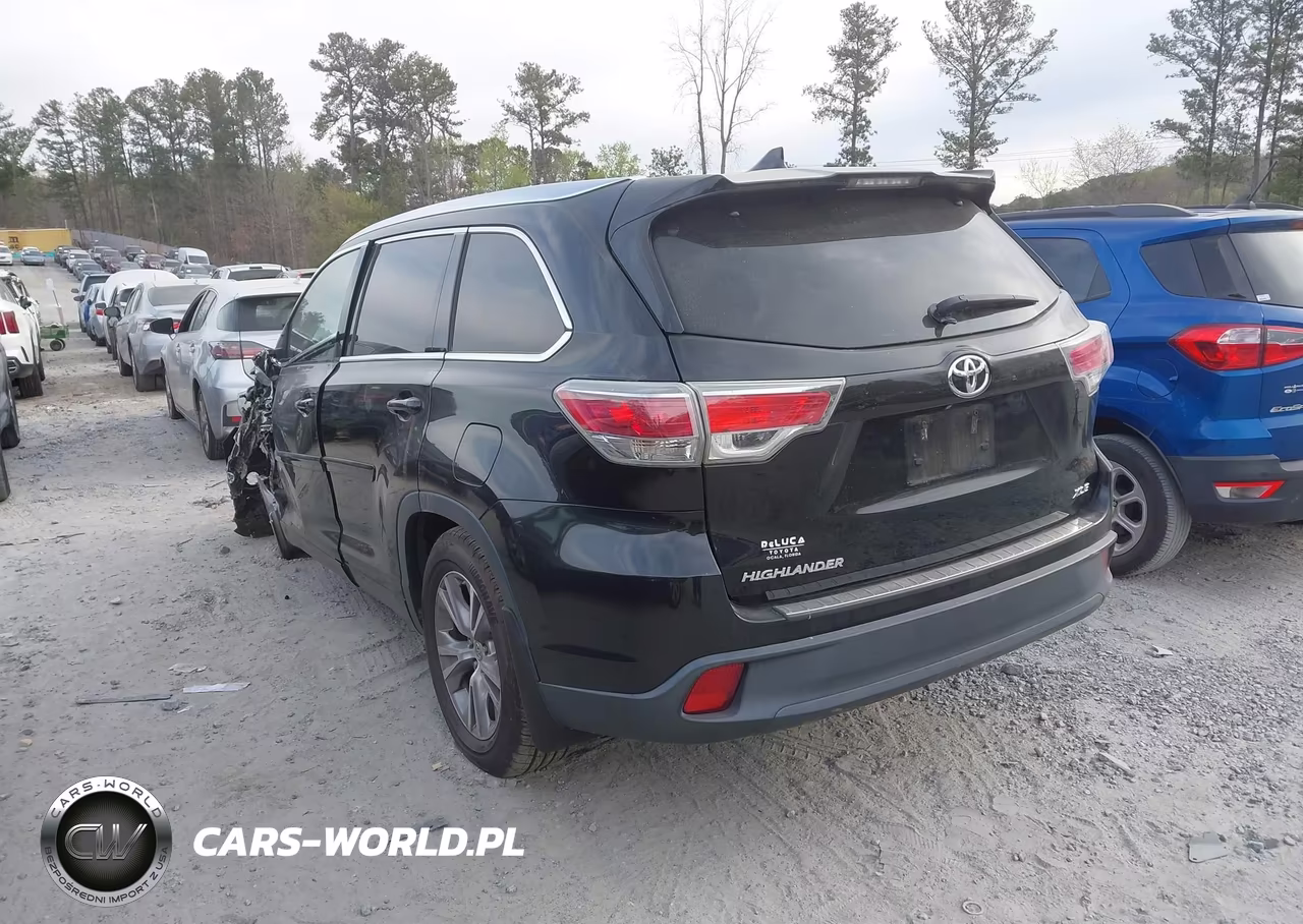 2015 Toyota Highlander Xle V6 VIN:5TDKKRFH5FS091194 - 3